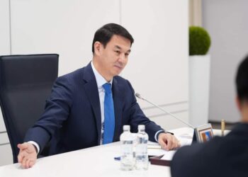 ТҮРКІСТАН ОБЛЫСЫНДА СУ ҚОЙМАЛАР САЛЫНЫП, КАНАЛДАР БЕТОНДАЛЫП ЖАТЫР