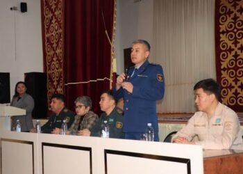 ТҮРКІСТАН ҚАЛАСЫНЫҢ ЖАСТАРЫ ҚОРҒАНЫС МИНИСТРЛІГІНІҢ ӨКІЛДЕРІМЕН КЕЗДЕСТІ