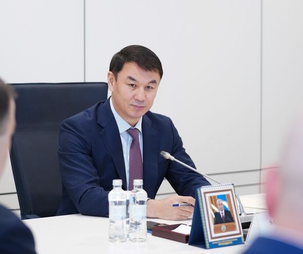 ДАРХАН САТЫБАЛДЫ ЖЫЛЫНА 120 МЫҢ ТОННА МЫС ӨДІРЕТІН ЗАУЫТ ҚҰРЫЛЫСЫ БОЙЫНША ИНВЕСТОРЛАРМЕН КЕЛІССӨЗДЕР ЖҮРГІЗДІ