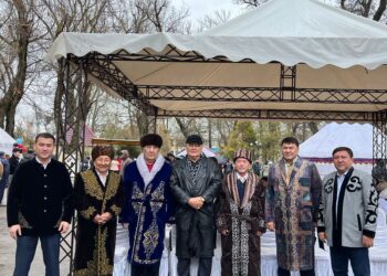 ЕҢБЕКШІ АУДАНЫНДА ҰЛЫСТЫҢ ҰЛЫ КҮНІ-ӘЗ НАУРЫЗ МЕРЕКЕСІ ТОЙЛАНДЫ