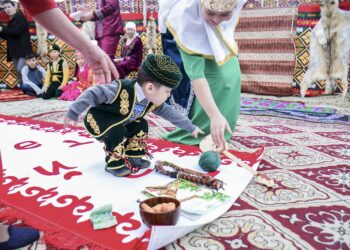 ДӘСТҮРІН ДӘРІПТЕГЕН ЕЛ ТОЗБАЙДЫ (-4-)