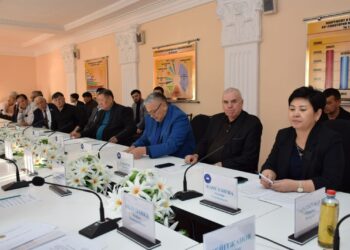 ТҮРКІСТАН: АССАМБЛЕЯ ЖАНЫНДАҒЫ АҚСАҚАЛДАР КЕҢЕСІ КЕЛЕЛІ МӘСЕЛЕЛЕРДІ ТАЛҚЫЛАДЫ (-1-)