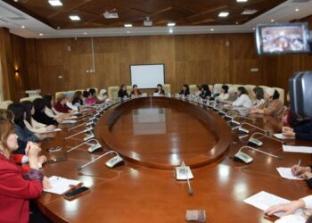 ТҮРКІСТАН: ҚХА ЖАНЫНДАҒЫ АНАЛАР КЕҢЕСІ ОТБАСЫ ҚҰНДЫЛЫҚТАРЫН НЫҒАЙТУ ЖАЙЫН ТАЛҚЫЛАДЫ (-1-)