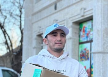 ТҮРКІСТАН: АССАМБЛЕЯ ҚҰРЫЛЫМДАРЫ ТАСҚЫН СУДАН ЗАРДАП ШЕККЕН ӨҢІРЛЕРГЕ КӨМЕК КӨРСЕТУДЕ (-1-)