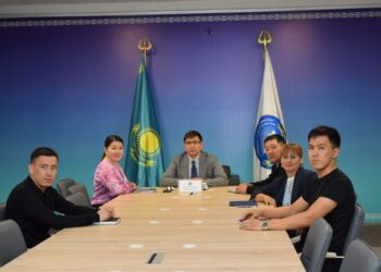 АССАМБЛЕЯ ҚҰРЫЛЫМДАРЫ АЯСЫНДА МЕМЛЕКЕТТІК ТІЛДІҢ ҚОЛДАНЫСЫН КЕҢЕЙТУ ТУРАЛЫ ZOOM-КОНФЕРЕНЦИЯ ӨТТІ