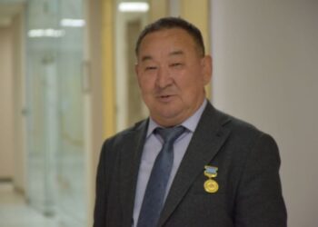 ПРЕЗИДЕНТ СУ ТАСҚЫНЫНАН ЗАРДАП ШЕККЕНДЕРГЕ АССАМБЛЕЯ МҮШЕЛЕРІ ЗОР КӨМЕК КӨРСЕТКЕНІН АЙТТЫ (-1-)