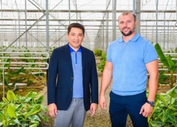 ТҮРКІСТАН: САЙРАМДЫҚ КӘСІПКЕР БЕС ГЕКТАРДАН ЖЫЛЫНА 1000 ТОННАҒА ЖУЫҚ БАНАН АЛМАҚ