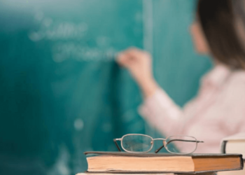 НАҒЫЗ ҰСТАЗ КІМ? (-2-)