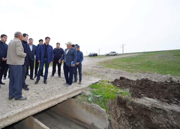 ДАРХАН САТЫБАЛДЫ СУ АРНАЛАРЫН ЖӨНДЕУ ЖҰМЫСТАРЫН СЫНҒА АЛДЫ