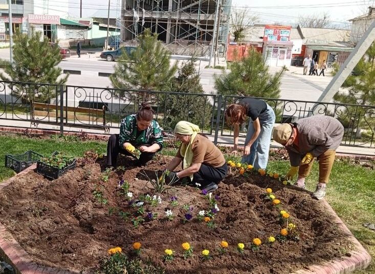ТҮРКІСТАН: ҚАЗЫҒҰРТТА «ТАЗА ҚАЗАҚСТАН» АКЦИЯСЫ АЯСЫНДА ЖАЛПЫХАЛЫҚТЫҚ СЕНБІЛІК ӨТІП ЖАТЫР