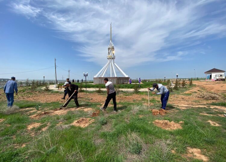 ТҮРКІСТАН: «ТАЗА ҚАЗАҚСТАН» АКЦИЯСЫНА 20 МЫҢНАН АСТАМ АДАМ ҚАТЫСТЫ