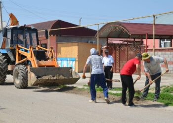 ТҮРКІСТАН ОБЛЫСЫНДА «ТАЗА ӨЛКЕ» АПТАЛЫҒЫНДА 1 500-ГЕ ЖУЫҚ КӨШЕ ТАЗАРТЫЛДЫ