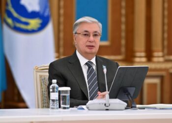 “ДҮРБЕЛЕҢ САЛУ, ҚОҒАМДЫ ОРТАҚ ІСКЕ ҰЙЫСТЫРУҒА КЕДЕРГІ КЕЛТІРЕДІ….”