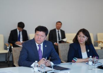 ТҮРКІСТАН ОБЛЫСЫНЫҢ ӘКІМДІГІ МЕН ПРЕЗИДЕНТ ІС БАСҚАРМАСЫ МЕДИЦИНАЛЫҚ ОРТАЛЫҒЫ АРАСЫНДА МЕМОРАНДУМҒА ҚОЛ ҚОЙЫЛДЫ