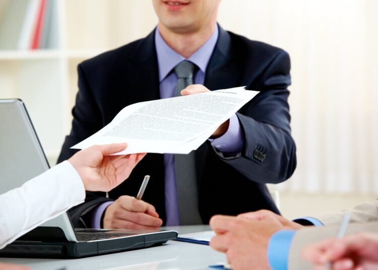 ҚЫЗМЕТ АЛУШЫЛАРҒА ТИІСТІ ҚАУЛЫ ҰСЫНЫЛДЫ