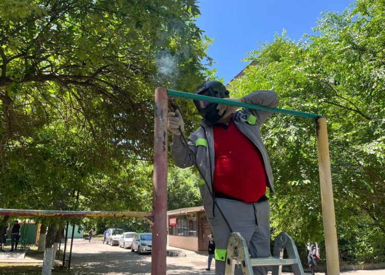 ТҰРҒЫНДАР ТАЗАЛЫҚ АКЦИЯСЫНДА БЕЛСЕНДІЛІК ТАНЫТТЫ