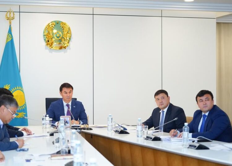 ТҮРКІСТАН ОБЛЫСЫНДА ИНВЕСТОРЛАРҒА ӨНДІРІС ОРЫНДАРЫН АШУҒА ҚОЛДАУ КӨРСЕТІЛІП ЖАТЫР