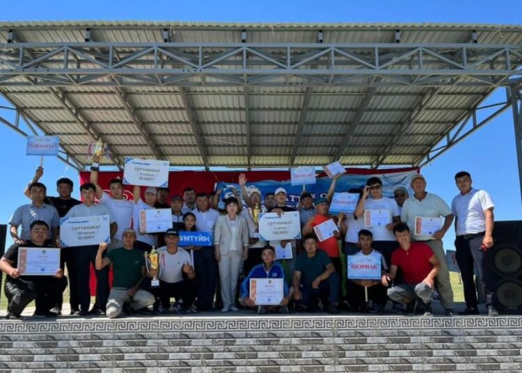 КЕЛЕС АУДАНЫНДА «АУЫЛДАҒЫ БІР КҮНІМ» АТТЫ САЙЫС ӨТТІ