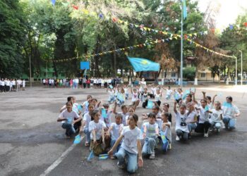 ТҮРКІСТАН: САРЫАҒАШТА «БАЛДӘУРЕН» ЖАЗҒЫ САУЫҚТЫРУ ЛАГЕРІ ӨЗ ЖҰМЫСЫН БАСТАДЫ