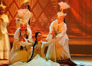 ТҮРКІСТАНДА «ҚЫЗ-ЖІБЕК» ОПЕРАСЫН САХНАЛАНАДЫ