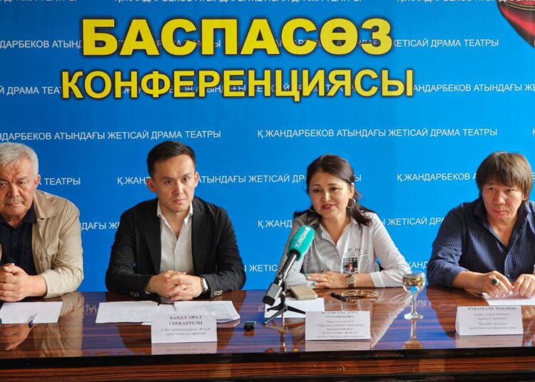 ТҮРКІСТАН: ЖЕТІСАЙ ДРАМА ТЕАТРЫНДА ФЕСТИВАЛЬ БАСТАЛДЫ