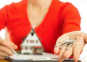 АЗАМАТША ТҰРҒЫН ҮЙ КЕЗЕГІНЕ ҚОЙЫЛДЫ