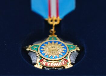 ТҮРКІСТАНДА ТӘЖІРИБЕЛІ МЕТАЛЛУРГКЕ «ҚҰРМЕТ» ОРДЕНІ ТАПСЫРЫЛДЫ