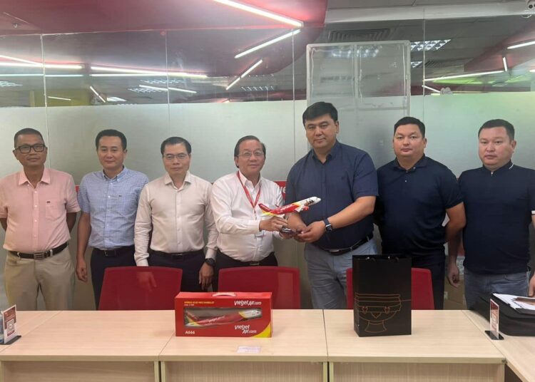 ТҮРКІСТАНДЫҚ ДЕЛЕГАЦИЯ ВЬЕТНАМДА ХАЛЫҚАРАЛЫҚ ӘУЕЖАЙДЫҢ ӘЛЕУЕТІН КӨТЕРУ БОЙЫНША КЕЛІССӨЗ ЖҮРГІЗДІ