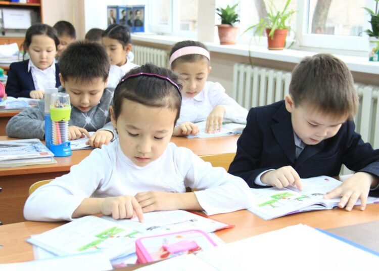 ТҮРКІСТАН ОБЛЫСЫНДА БИЫЛ 50 МЫҢНАН АСТАМ БАЛА БІРІНШІ СЫНЫПҚА БАРАДЫ