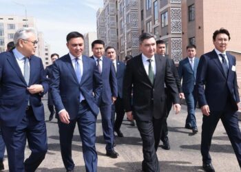 Үкімет басшысы QazAlPack кәсіпорында болды