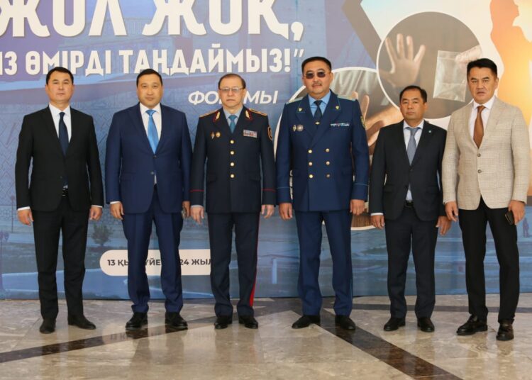 Түркістанда нашақорлыққа қарсы ұйымдастырылған форумға мыңнан астам азамат қатысты