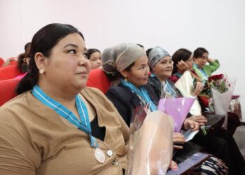 ЕЛ БОЛАШАҒЫН ТӘРБИЕЛЕП ӨСІРУШІ АНАЛАР МАРАПАТТАЛДЫ