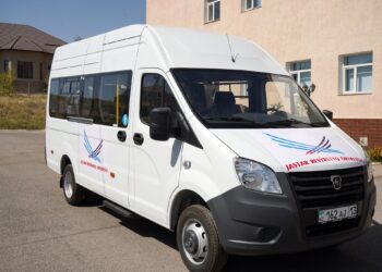 ҚАЗЫҒҰРТТЫҚ ЖАСТАРҒА ЖАҢА АВТОКӨЛІК БЕРІЛДІ