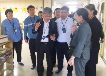 ШЕТЕЛДЕРДЕ АРНАЙЫ ТӘЖІРИБЕЛІК КУРСТАРДА БІЛІМІН ЖЕТІЛДІРЕДІ