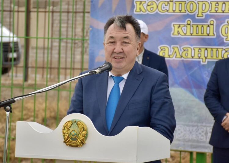 АУДАНДА РЕСПУБЛИКА КҮНІ МЕРЕКЕСІ ҚАРСАҢЫНДА ҮШ БІРДЕЙ СПОРТТЫҚ НЫСАН АШЫЛЫП, ЕЛ ИГІЛІГІНЕ ҰСЫНЫЛДЫ