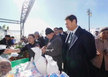 ТҮРКІСТАН ОБЛЫСЫНЫҢ АУЫЛ ШАРУАШЫЛЫҒЫ ҚЫЗМЕТКЕРЛЕРІ КҮНІНЕ ОРАЙ «AGROFEST TÚRKISTAN — 2024» САЛТАНАТТЫ ШАРАСЫ ӨТУДЕ