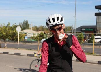 ТҮРКІСТАН: САРЫАҒАШТА РЕСПУБЛИКА КҮНІ ҚАРСАҢЫНДА ХАЛЫҚАРАЛЫҚ ВЕЛОШЕРУ ӨТТІ