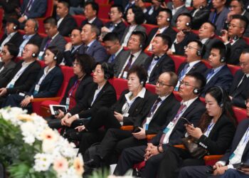 ТҮРКІСТАНДАҒЫ ХАЛЫҚАРАЛЫҚ ИНВЕСТИЦИЯЛЫҚ ФОРУМҒА АЛПАУЫТ КОМПАНИЯ ӨКІЛДЕРІ ҚАТЫСЫП ЖАТЫР