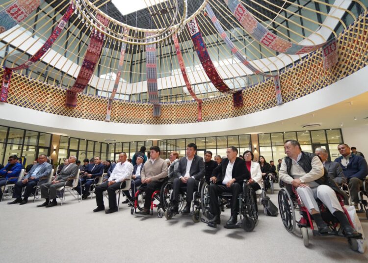 ТҮРКІСТАН: МҮГЕДЕКТІГІ БАР АЗАМАТТАРДЫҢ ҰСЫНЫСТАРЫ ТЫҢДАЛДЫ