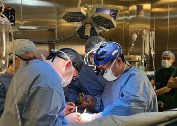 «Қоңырауды күтуде». Донорлық жүрек трансплантациядан өткен пациенттің тарихы