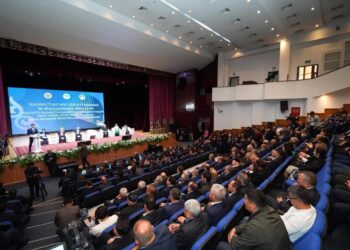 ТҮРКІСТАНДА ҚАЗАҚСТАН МӘСЛИХАТТАРЫНЫҢ 30 ЖЫЛДЫҒЫНА АРНАЛҒАН ҒЫЛЫМИ-ПРАКТИКАЛЫҚ КОНФЕРЕНЦИЯ ӨТТІ