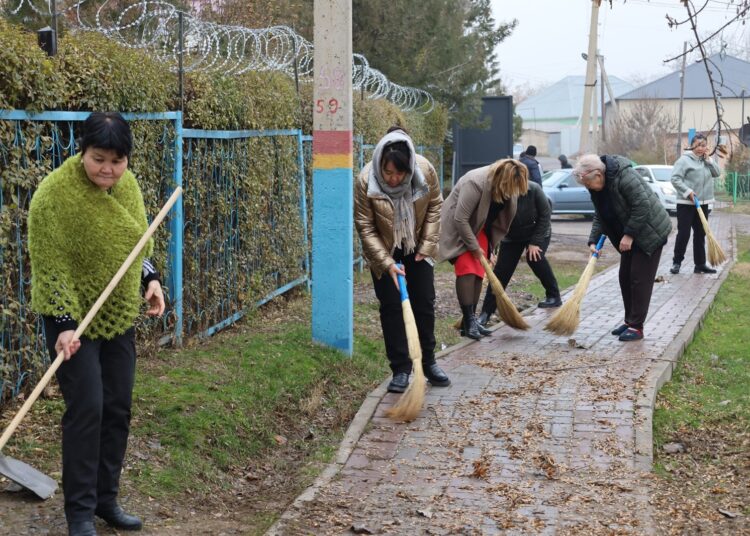«ТАЗА ҚАЗАҚСТАН»: ТӨЛЕБИДЕГІ СЕНБІЛІККЕ 1 МЫҢНАН АСТАМ ТҰРҒЫН ҚАТЫСҚАН