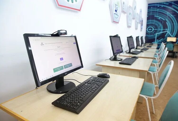 ТҮРКІСТАН ОБЛЫСЫНДАҒЫ 900-ДЕН АСТАМ МЕКТЕП ҒАЛАМТОР ЖЕЛІСІНЕ ҚОСЫЛҒАН