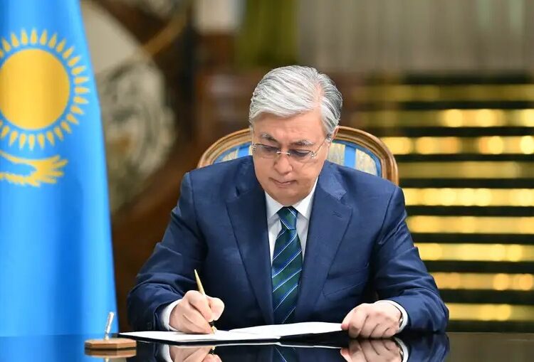 Мемлекет басшысы Қазақстанның халық жазушысы Мұхтар Мағауиннің отбасы мен жақын-жуықтарына көңіл айту жеделхатын жолдады