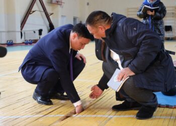 ТҮРКІСТАН: ТӨЛЕБИ АУДАНЫНДА «АУЫЛ – ЕЛ БЕСІГІ» АЯСЫНДА СПОРТ КЕШЕНІ САЛЫНУДА