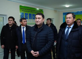 НҰРАЛХАН КӨШЕРОВ МАҚТААРАЛДЫҚ ШАРУАЛАРМЕН КЕЗДЕСІП, ҰСЫНЫСТАРЫН ТЫҢДАДЫ