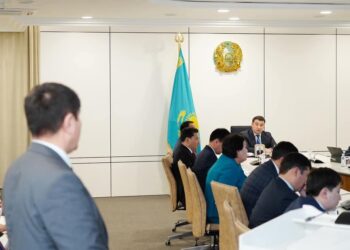 Н.КӨШЕРОВ: «АЛДЫМЕН ЖЕРГІЛІКТІ МАМАНДАРДЫ ЖҰМЫСҚА АЛУ КЕРЕК»