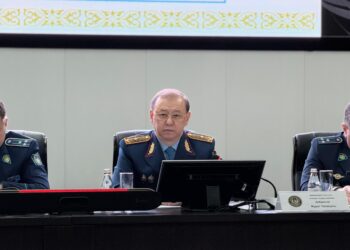 Генерал Мұрат Қабденов: “Әр күні жұмыстан қайтқанда өзіңізге баға беріңіз!”