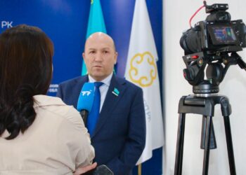 Түркістан облысында Өңірлік кеңестің жаңартылған құрамының алғашқы отырысы өтті