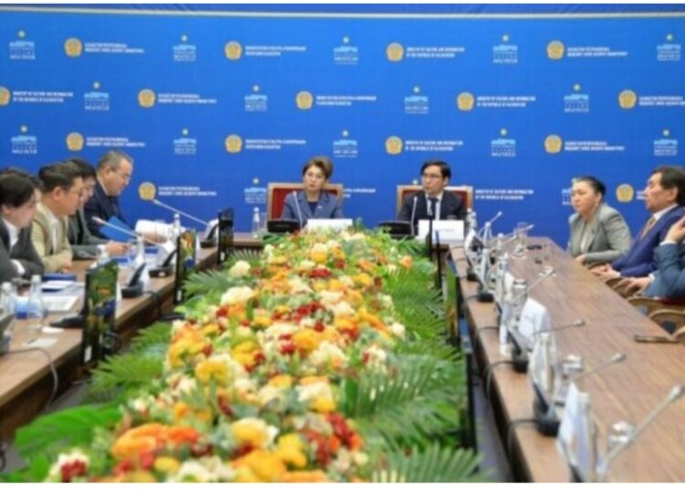 ҚР АҚПАРАТ ЖӘНЕ МӘДЕНИЕТ МИНИСТРІ АИДА БАЛАЕВА ЖАС АҚЫН-ЖАЗУШЫЛАРҒА ПРЕЗИДЕНТТІК АРНАУЛЫ ӘДЕБИ СЫЙЛЫҚТЫ ТАБЫСТАДЫ